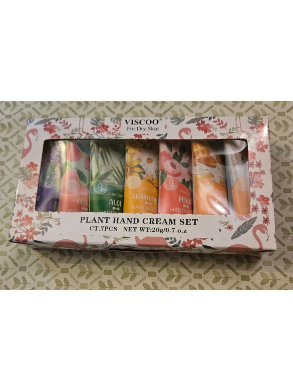 New. 7 pc set Viscoo hand cream.